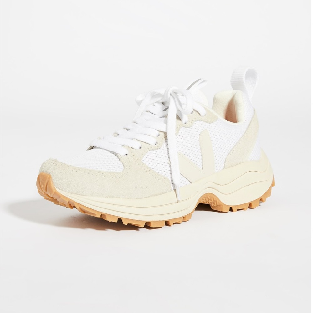 Veja Venturi Sneakers Size 8.5 US/40 EUR